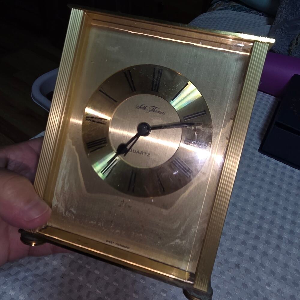VINTAGE SETH THOMAS MANTEL PEMBROOK CLOCK  BATTERY OPERATED